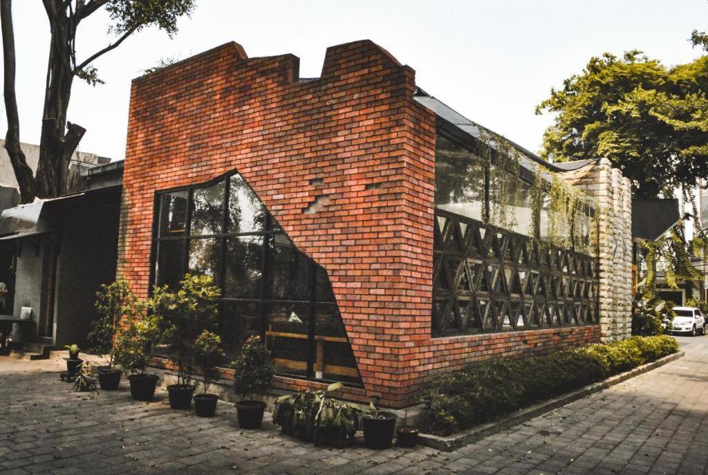 Hotel Oyo 1805 Fatmawati Mansion Syariah Giacarta Esterno foto