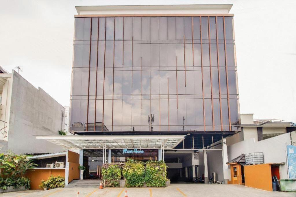 Hotel Oyo 1805 Fatmawati Mansion Syariah Giacarta Esterno foto